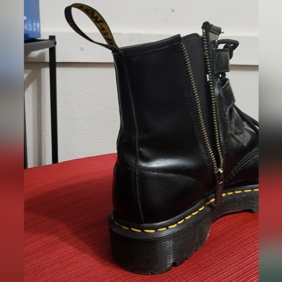 Dr.Martens Shoes - Picture 2 of 5